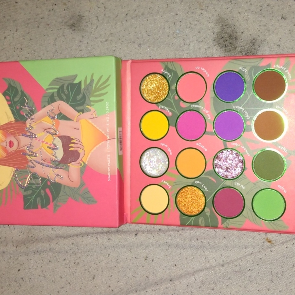 Kara beauty summer stunna eyeshadow palette
